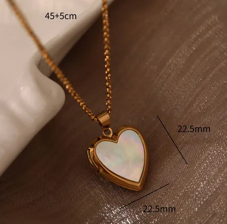 Luminous Heart necklace