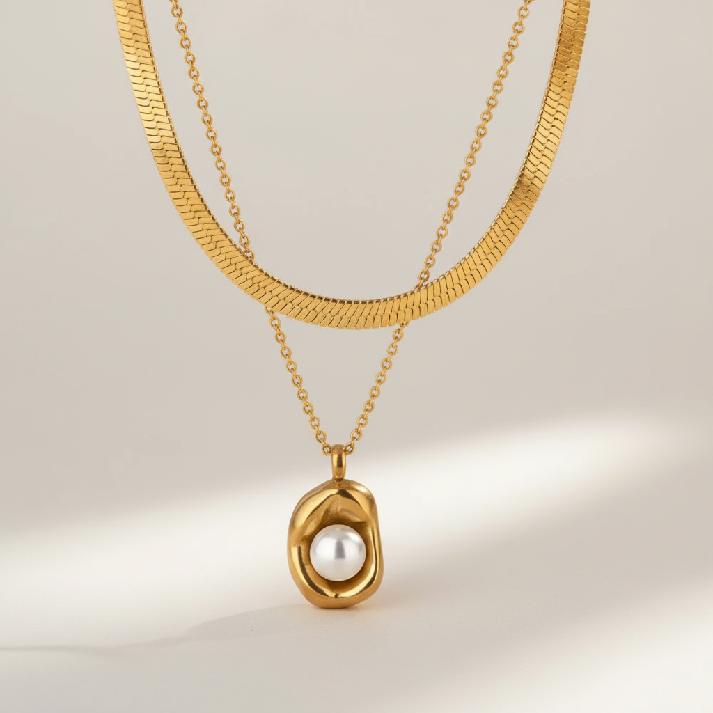The Liquid Pearl necklace