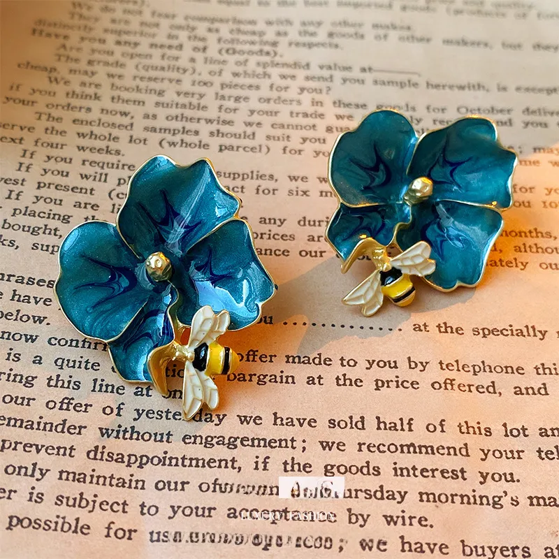 Teal Nectar Studs